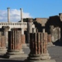 Guide turistiche a Pompei in stato di agitazione